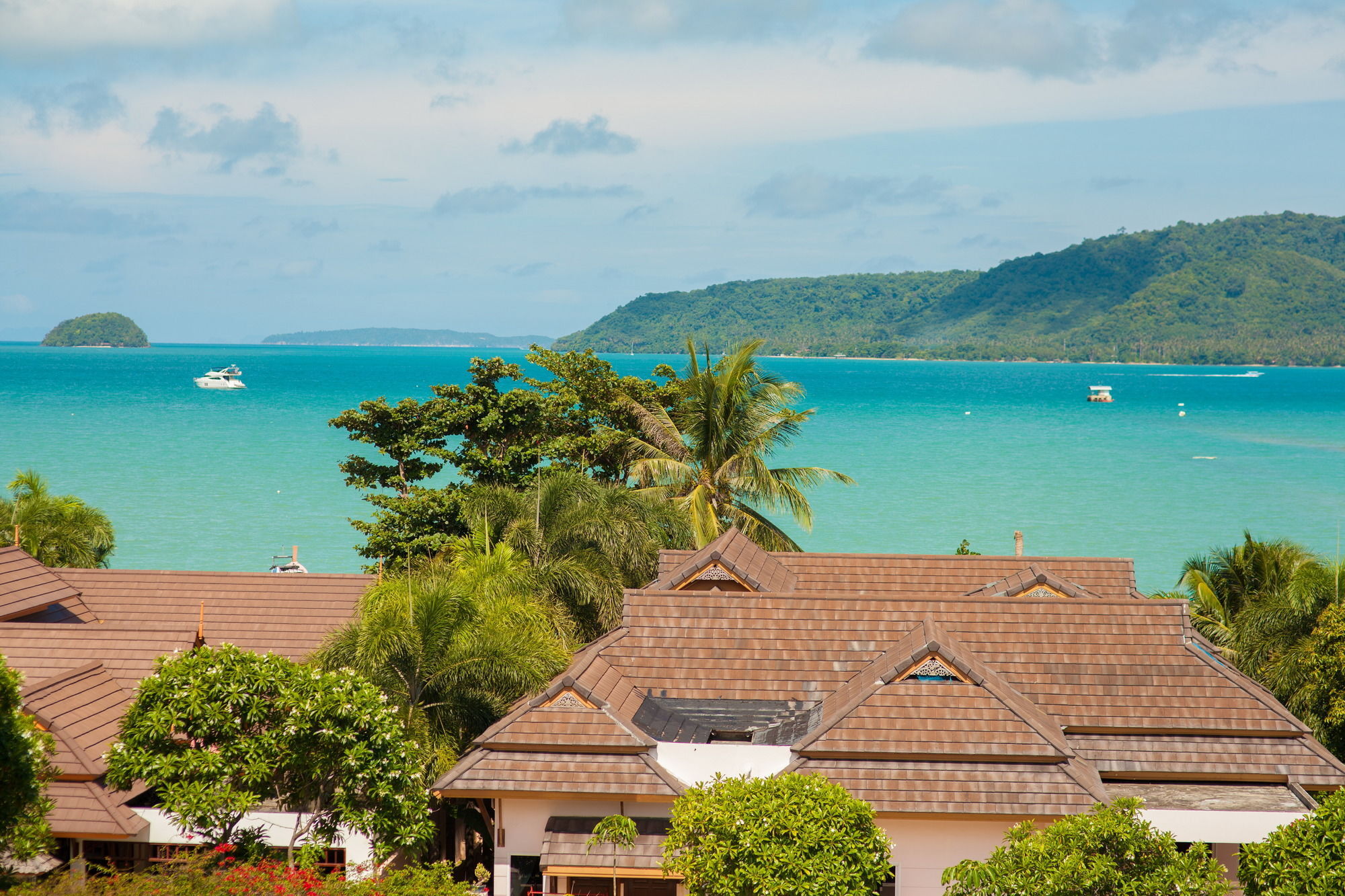 Chalong Beach Hotel Phuket Rawai Exterior foto